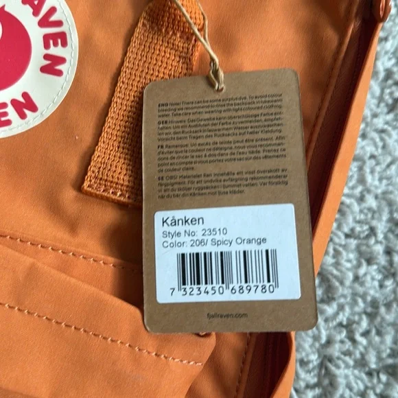 Fjallraven Kånken Spicy Orange Backpack NWT - Picture 4 of 8